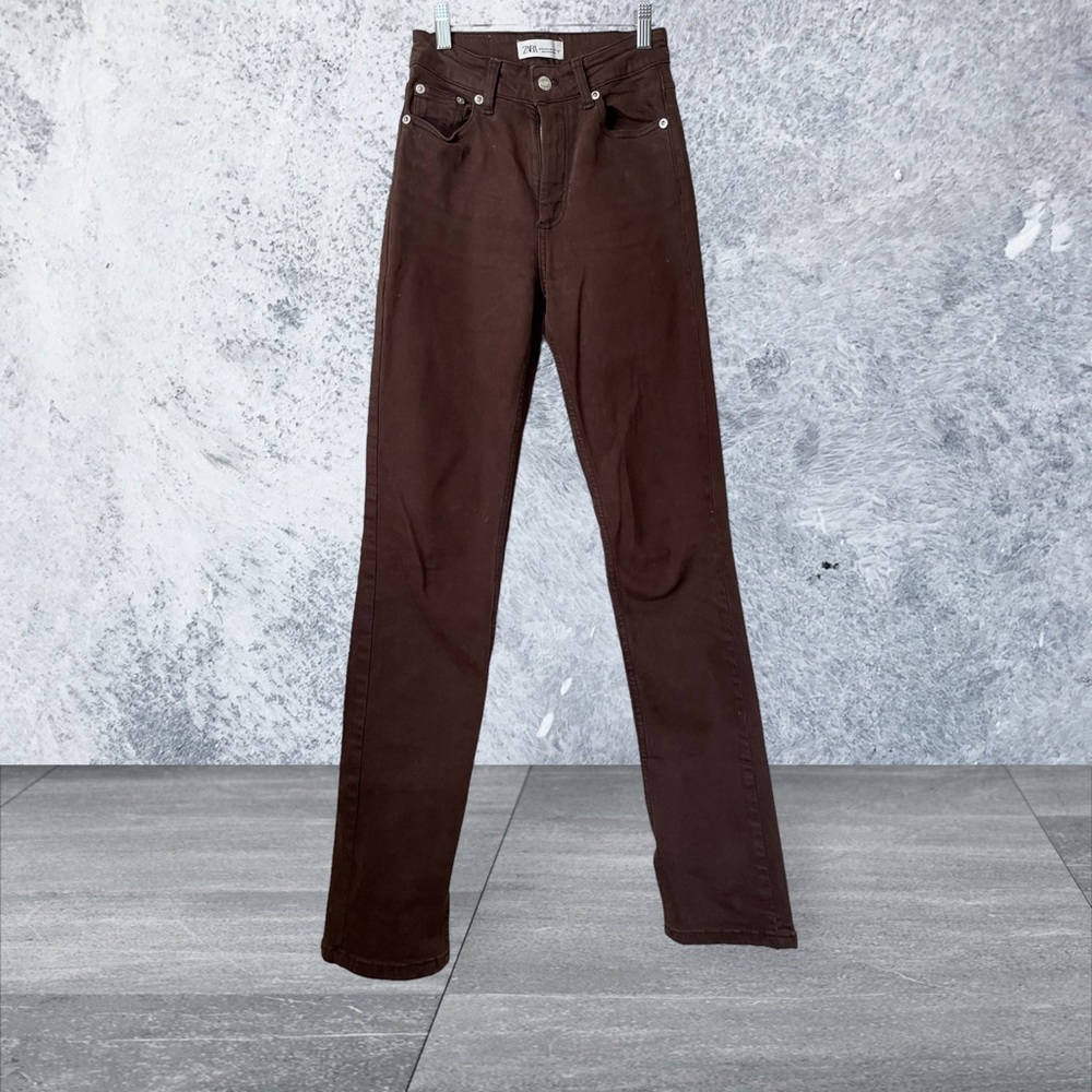 Zara Skinny Jeans with inside bottom of legs open split. EUC